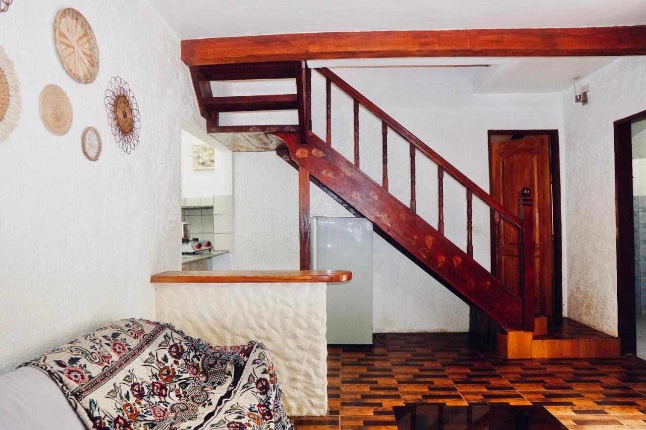 Flower Garden Resort بنغلاو المظهر الخارجي الصورة
